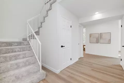 9830 Lyncarol Dr, La Mesa, CA 91941 photo 14