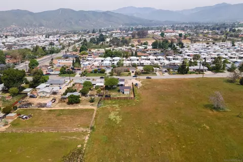 34357 Avenue E, Yucaipa, CA 92399 photo 31