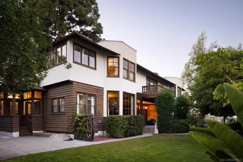 Exterior - 1005 Adella Ave, Coronado, CA 92118 photo 3 of 6