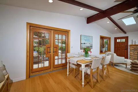 Dining - 211 La Mesa Ave, Encinitas, CA 92024 photo 1 of 2