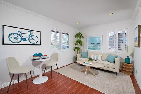Living - 211 La Mesa Ave, Encinitas, CA 92024 photo 5 of 6