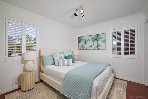 Bedroom - 211 La Mesa Ave, Encinitas, CA 92024 photo 3 of 3