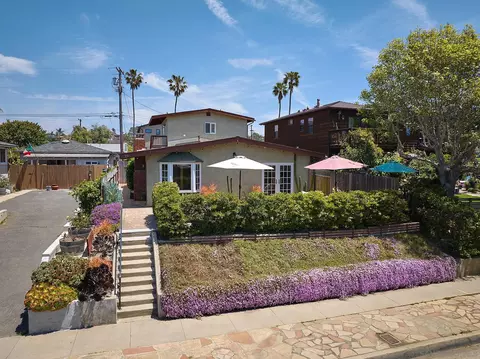 Exterior - 211 La Mesa Ave, Encinitas, CA 92024 photo 11 of 11