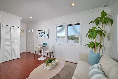 Living - 211 La Mesa Ave, Encinitas, CA 92024 photo 6 of 6