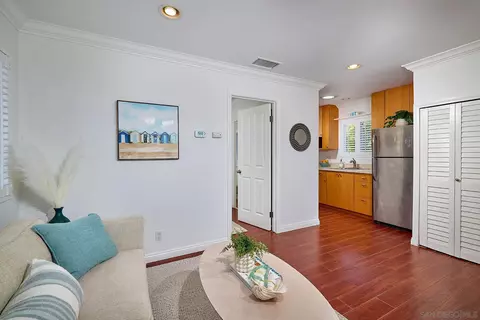 Other - 211 La Mesa Ave, Encinitas, CA 92024 photo 4 of 8