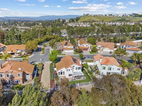 1205 Masterpiece Dr, Oceanside, CA 92057 photo 30
