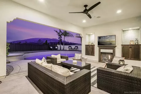 8770 Tillage Ln, San Diego, CA 92127
