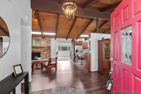 4317 Avenida Gregory, Spring Valley, CA 91977 photo 2