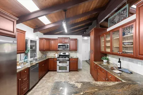 4317 Avenida Gregory, Spring Valley, CA 91977 photo 13