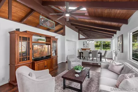 4317 Avenida Gregory, Spring Valley, CA 91977 photo 4