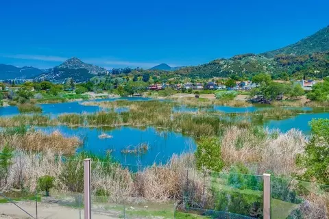 View/Area - 4017 Lake Shore Ln, Fallbrook, CA 92028 photo 4 of 6