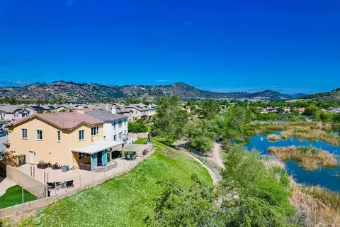 View/Area - 4017 Lake Shore Ln, Fallbrook, CA 92028 photo 6 of 6