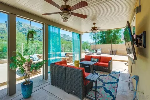 Exterior - 4017 Lake Shore Ln, Fallbrook, CA 92028 photo 4 of 6