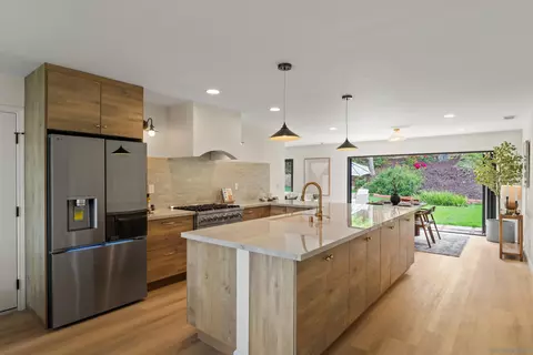 3760 Monroe St, Carlsbad, CA 92008 photo 16