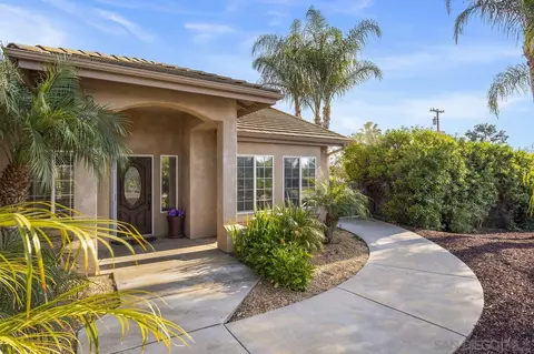 518 Telford Ln, Ramona, CA 92065 photo 3