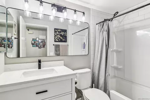 2431 Bobcat Gln, Escondido, CA 92029 photo 14