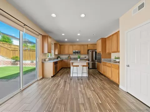 Kitchen - 1803 Webber Way, Chula Vista, CA 91913 photo 3 of 6