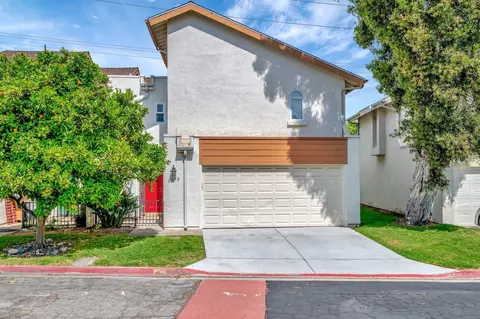 2370 Caminito Afuera, San Diego, CA 92107