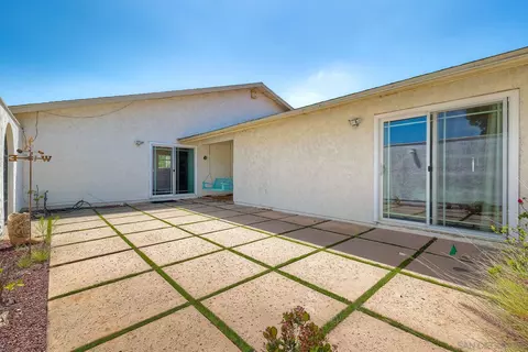11231 Del Rio Rd, Spring Valley, CA 91978 photo 18