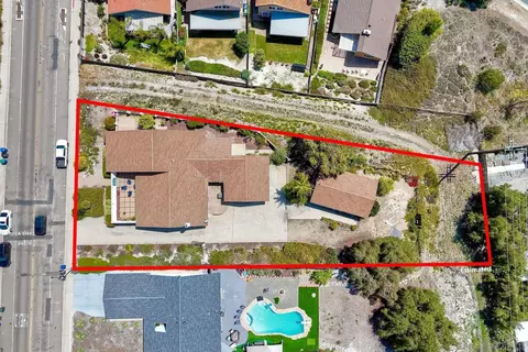 11231 Del Rio Rd, Spring Valley, CA 91978 photo 2