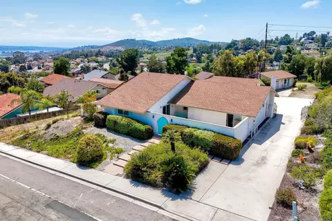 11231 Del Rio Rd, Spring Valley, CA 91978