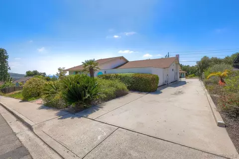 11231 Del Rio Rd, Spring Valley, CA 91978 photo 45