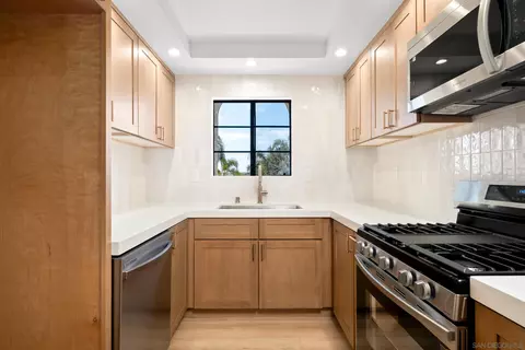 Kitchen - 190 Bautista #96, Oceanside, CA 92057 photo 1 of 3