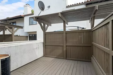 Exterior - 190 Bautista #96, Oceanside, CA 92057 photo 1 of 2