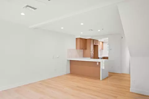 Living - 190 Bautista #96, Oceanside, CA 92057 photo 3 of 6