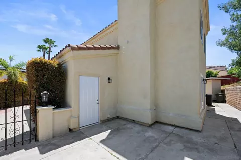 1669 Lisbon Pl, Escondido, CA 92029 photo 6