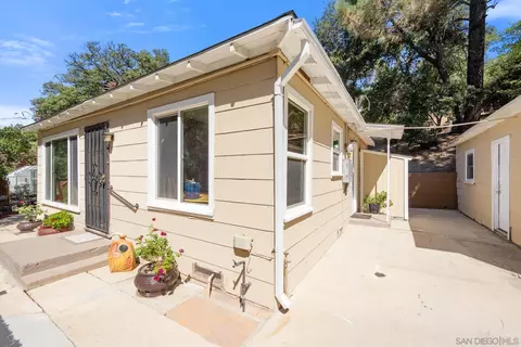 Exterior - 1332 Canyon Dr, Julian, CA 92036 photo 4 of 9