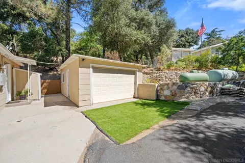 Exterior - 1332 Canyon Dr, Julian, CA 92036 photo 5 of 9