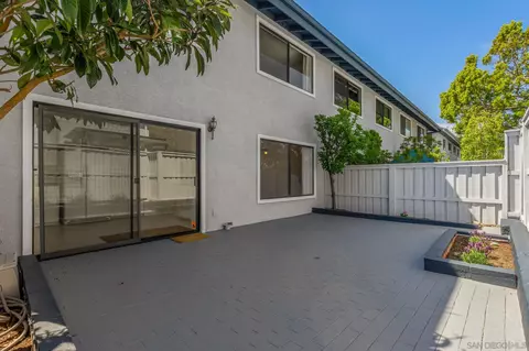 Exterior - 8069 Caminito Gianna #186, La Jolla, CA 92037 photo 2 of 6