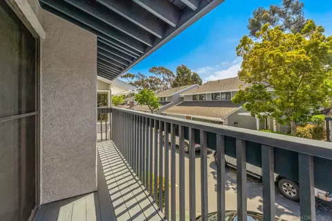 Exterior - 8069 Caminito Gianna #186, La Jolla, CA 92037 photo 4 of 6