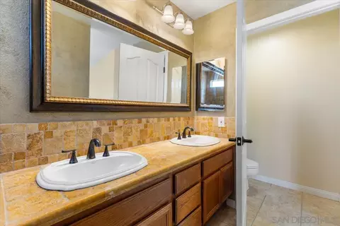1896 White Birch Dr, Vista, CA 92081 photo 17