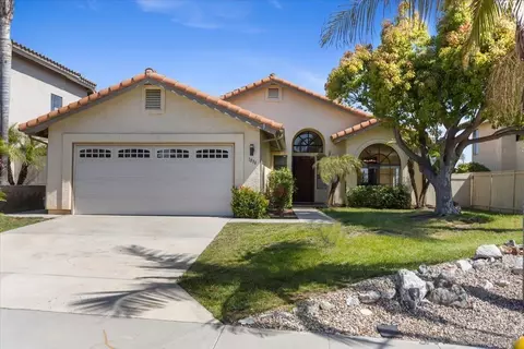 1896 White Birch Dr, Vista, CA 92081 photo 3