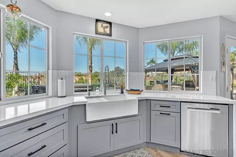 Kitchen - 4252 Alta Vista Ct, Oceanside, CA 92057 photo 2 of 7