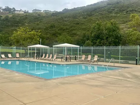 Exterior - 2176 Pointe Pkwy, Spring Valley, CA 91978 photo 5 of 6