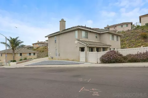 Exterior - 2176 Pointe Pkwy, Spring Valley, CA 91978 photo 2 of 6