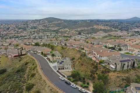 View/Area - 2176 Pointe Pkwy, Spring Valley, CA 91978 photo 4 of 7