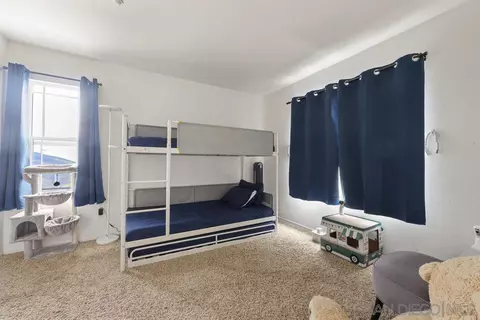 Bedroom - 2176 Pointe Pkwy, Spring Valley, CA 91978 photo 3 of 4