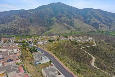 View/Area - 2176 Pointe Pkwy, Spring Valley, CA 91978 photo 5 of 7
