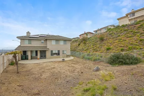 Exterior - 2176 Pointe Pkwy, Spring Valley, CA 91978 photo 4 of 6