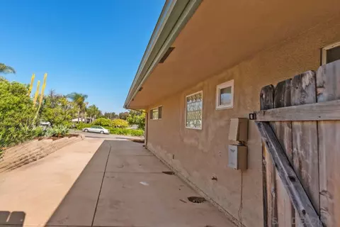 Exterior - 2282 Dehesa Rd, El Cajon, CA 92019 photo 13 of 15