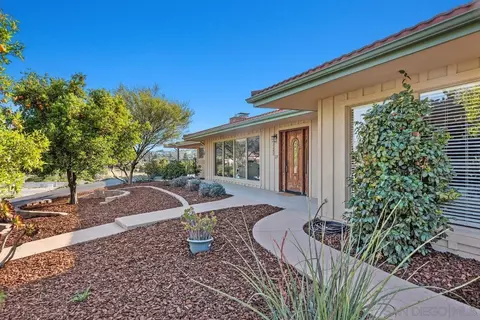 Exterior - 2282 Dehesa Rd, El Cajon, CA 92019 photo 6 of 15