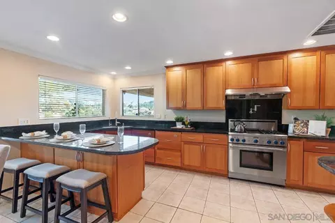 Kitchen - 2282 Dehesa Rd, El Cajon, CA 92019 photo 2 of 6