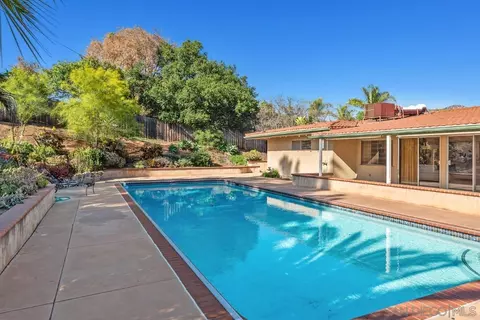 Exterior - 2282 Dehesa Rd, El Cajon, CA 92019 photo 9 of 15