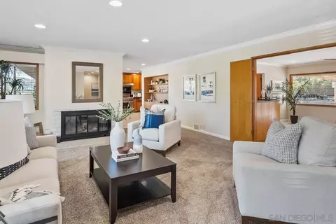 Living - 2282 Dehesa Rd, El Cajon, CA 92019 photo 2 of 8