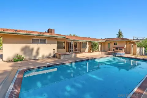 Exterior - 2282 Dehesa Rd, El Cajon, CA 92019 photo 12 of 15