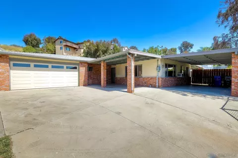 2127 Swan St, San Diego, CA 92114